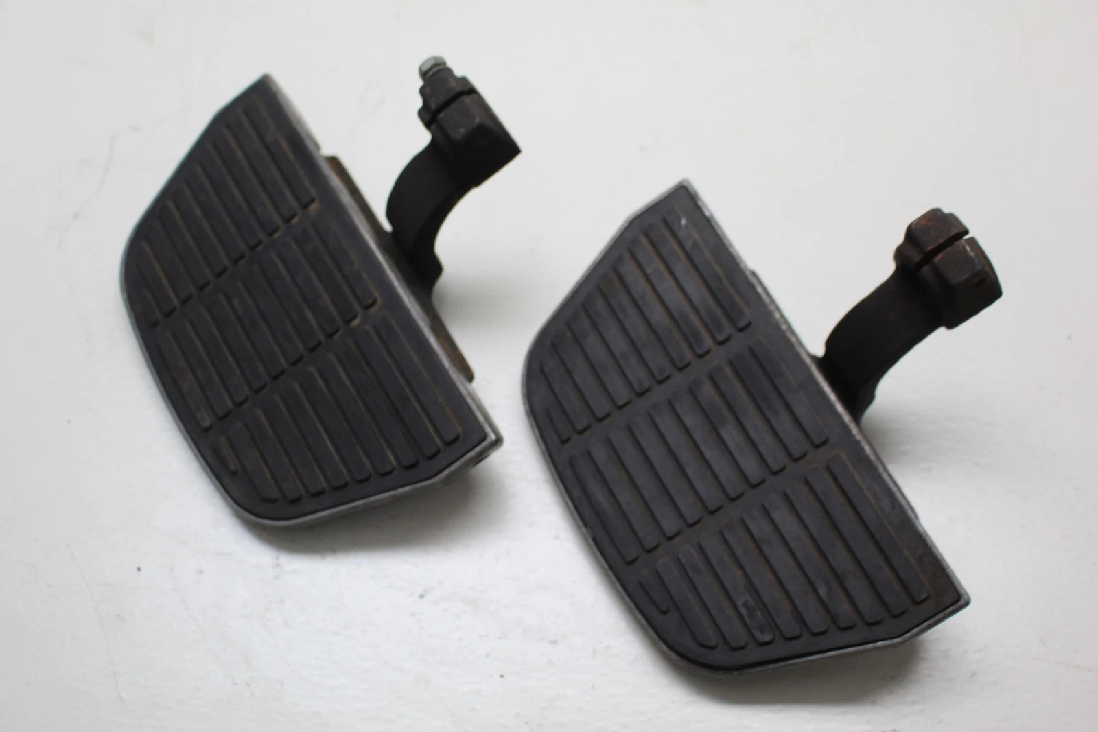 1989-1995 Harley-davidson Tour Glide Ultra Classic Fltcu Rear Passenger Foot