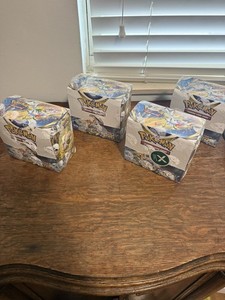 lol tcg booster box Pokemon Brilliant Stars Sealed Booster Pack x36 (Trading Cards) main image 0