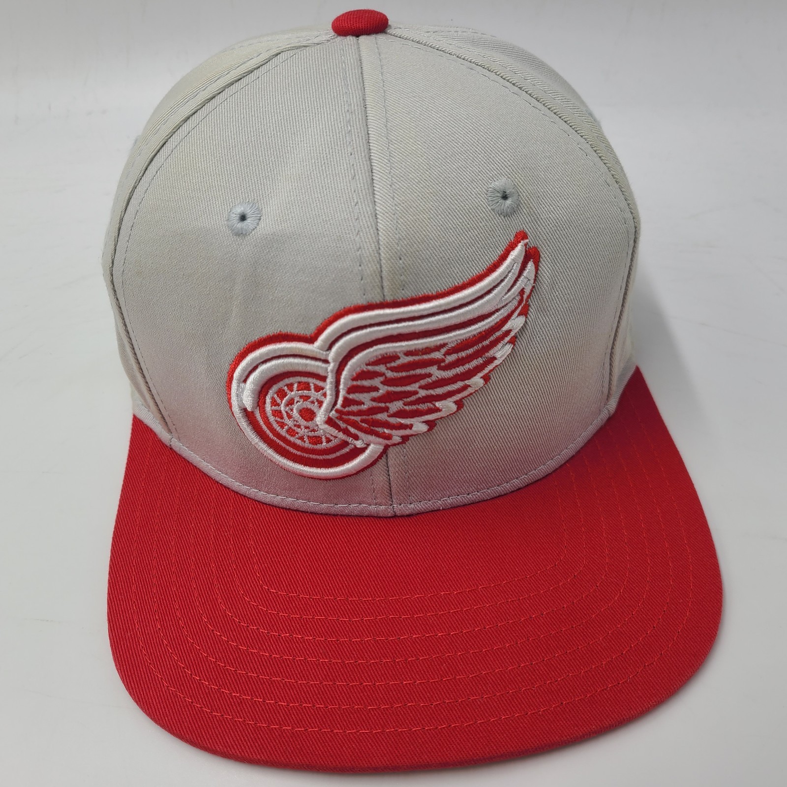 Youth Detroit Red Wings Hat Snapback Reebok Gray Red NHL Flat Brim Casual Wear