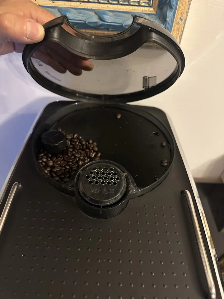 Saeco Gran Aroma Deluxe Completamente Automatica SM6680 - Immagine 4 di 4