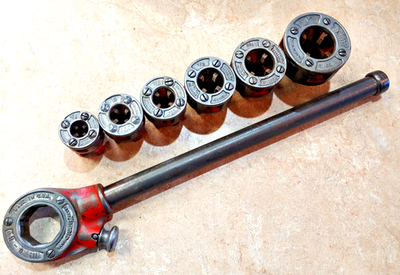 #ad #x27;RIDGID No. 0 R Ratchet Pipe Threader 6 dies 1quot; 3 4quot; 1 2quot; 3 8quot; 1 4quot; 1 8quot; NPT USA $200.00