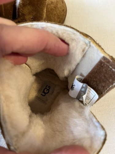 UGG Australia KEELAN S/N 10960891 Toddler Size 04/05 Brown Sheepskin Lined Boots - Picture 14 of 20