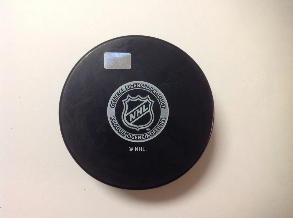 Anton Stralman Firmado Autografiado Tampa Bay Lightning Hockey Puck a Foto 2 de 2