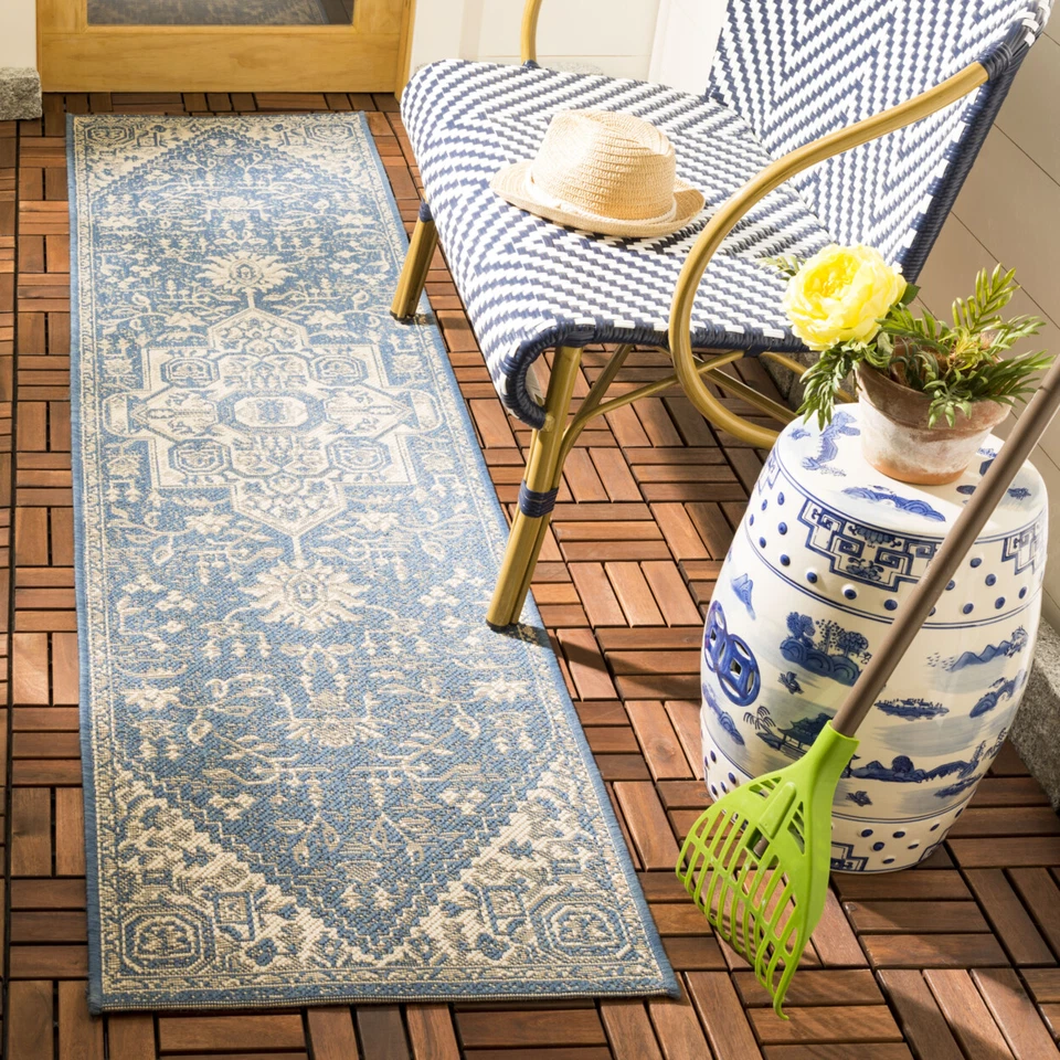 SAFAVIEH Indoor Outdoor BHS138N Beach House Cream / Blue Rug - Image 3 of 4