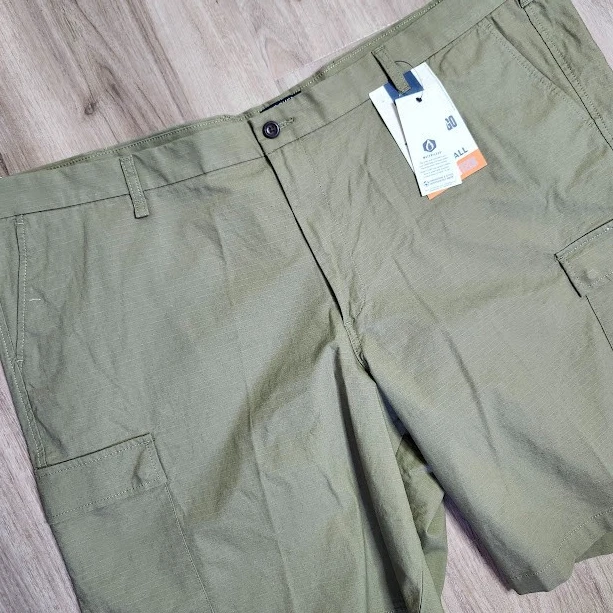 Dockers Mens Performance Cargo Shorts Green Stretch Wicking Breathable Vacation