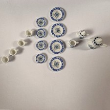 Miniature Porcelain Blue Willow China Dollhouse Tea Set – 15 Pieces