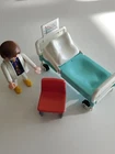 VINTAGE 1992 Playmobil Operating Room 3980 Hospital Doctor Nurse. Not Complete
