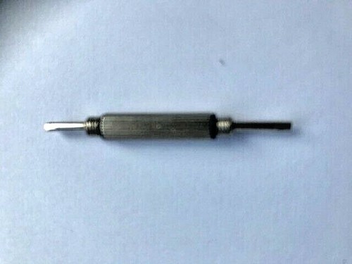 Mini 3-in-1 Keychain Screwdriver Tool Kit - Glasses/Mobile/Watch - Picture 7 of 9