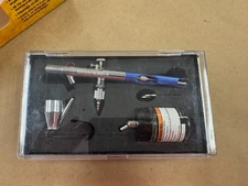 Central Pneumatic Deluxe Airbrush Kit Item 68482