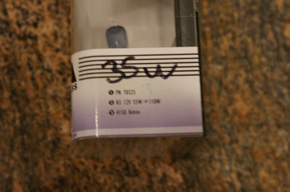 PIAA Powersports  Halogen 70325 head light bulb H3 55w=110w cool blue - Image 2 of 4