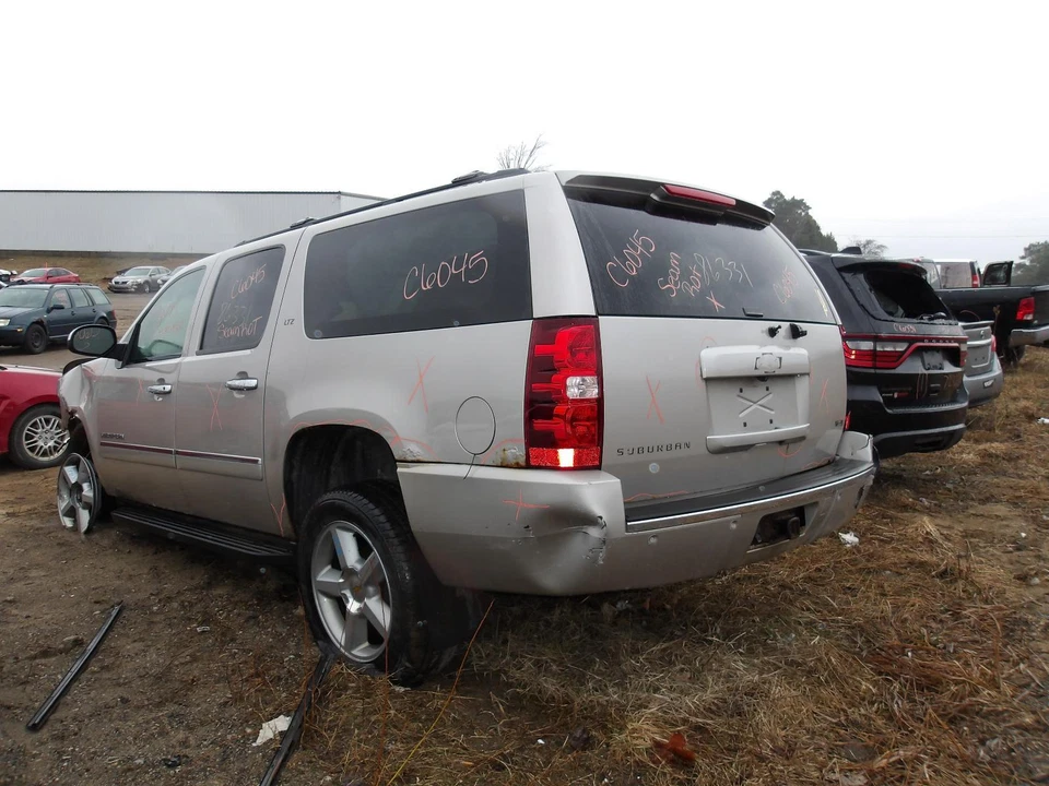 Used Right Sun Visor fits: 2009 Chevrolet Suburban 1500 new style smooth door sk - Image 4 of 4