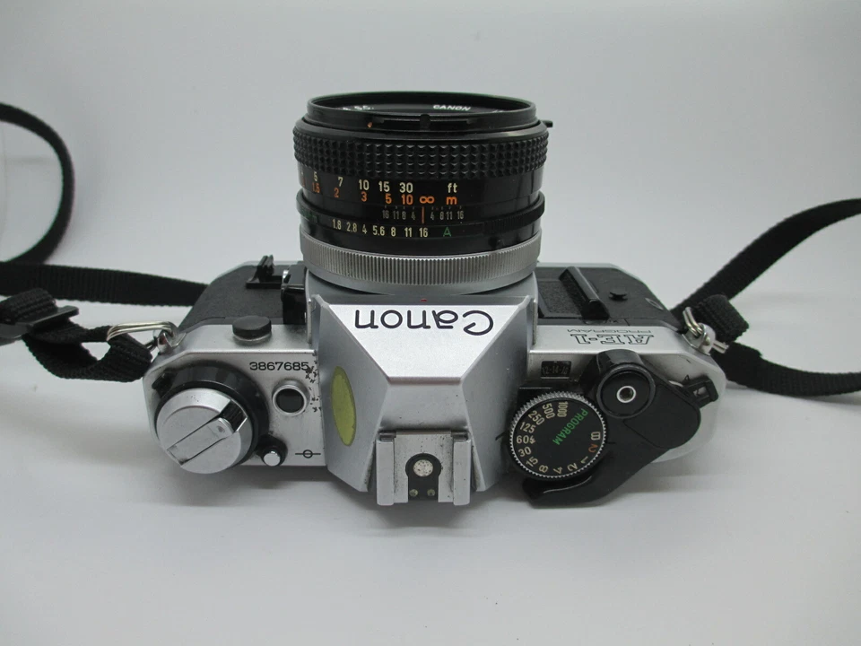 Canon AE-1 Program 35mm SLR Film Camera w/ 50mm f/1.8 FD Lens - WORKING PERFECT - Image 3 of 4