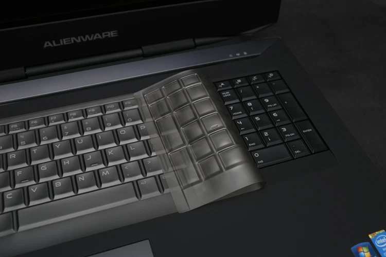 Cubierta protectora de teclado CooSkin para Dell Alienware 17 R5 AW17R5 17,3" 2018 Foto 3 de 4