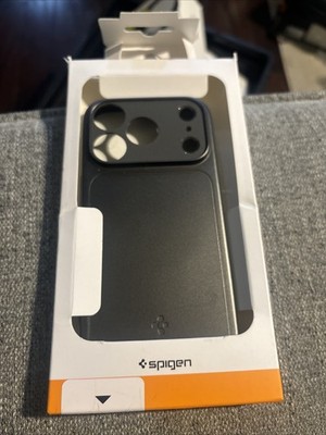 Spigen - Thintect with MagFit Case for Apple iPhone 17 Pro Gunmetal