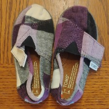 TOMS Baby Shoes Size 4 Purple Plaid Slip On Loafers