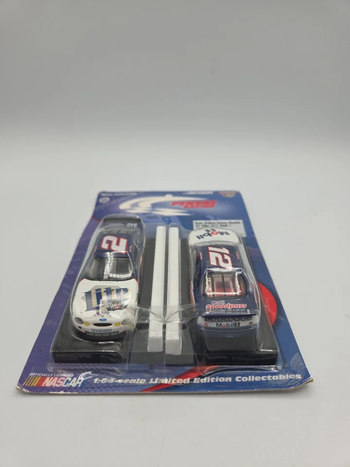 Action Penske Racing Rusty Wallace 12 Jeremy Mayfield 1/64 Mobil Car Miller Lite - Image 3 of 4