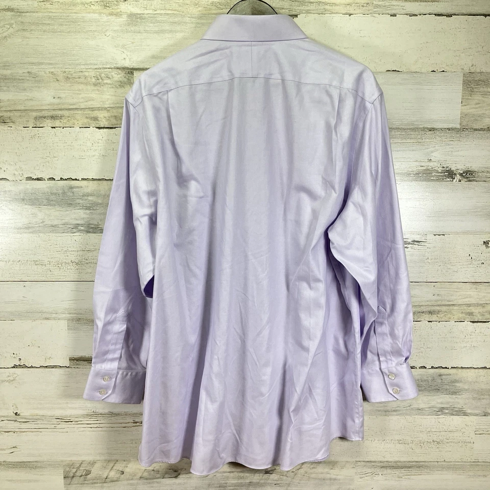 Camisa larga de algodón sin hierro Charles Tyrwhitt para hombre púrpura claro ajuste ceñido 18/30 Foto 3 de 4