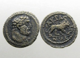 THYATEIRA LYDIA AE15_____Roman Provincial_____HERCULES & LION_____Purple Die