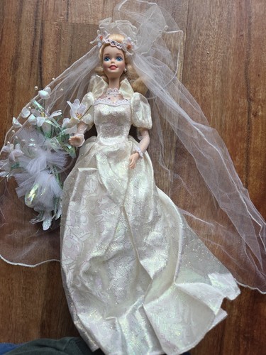 Star Lily Bride Barbie Limited edition Wedding Flower Porcelin Collection 1994