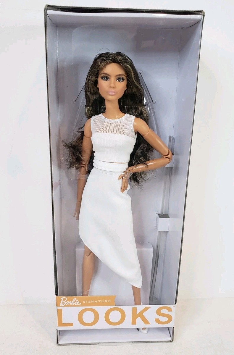MODEL #1 HISPANIC BARBIE SIGNATURE LOOKS DOLL ARTICULATED 2020