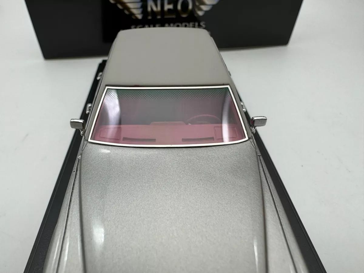 Neo 1/43 Resin car model Cadillac Fleetwood Brougham 1980