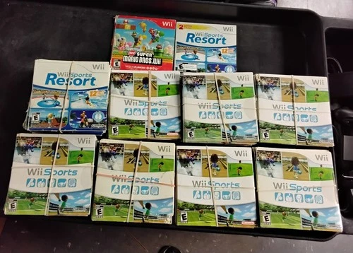 Wii Sports/Resort/Super Mario Bros/Sport & Resort - Lot of 168 EMPTY Sleeves