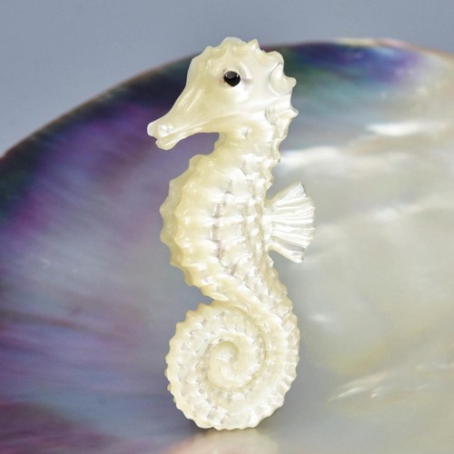 Caballito de Mar Diseño Madre Perla Tallado Escultura Colección Joyería 7.84g - Imagen 9 de 13