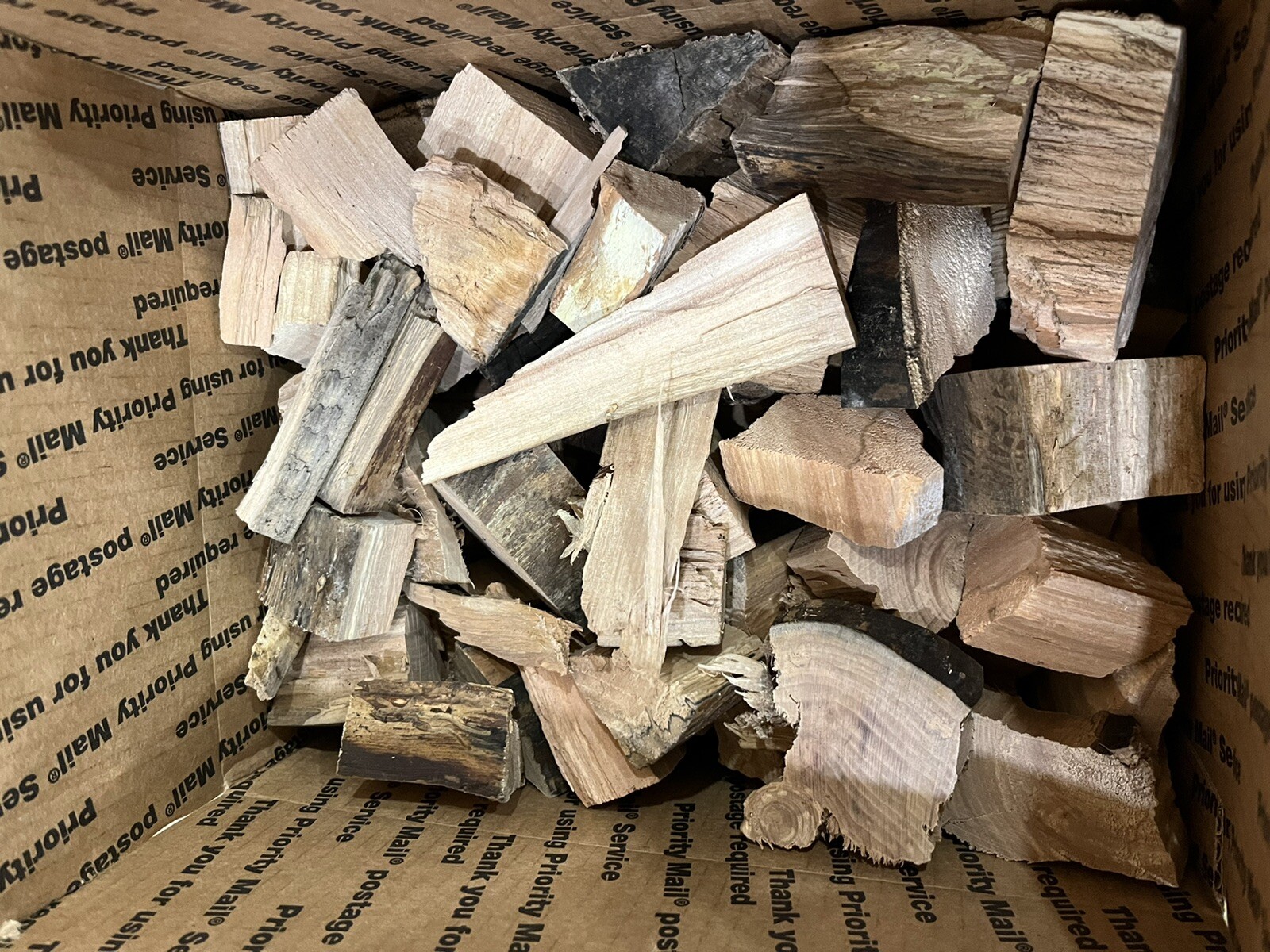 5-7 lbs Dry Debarked Apple Wood Chunks For Meat Smoker Smoking