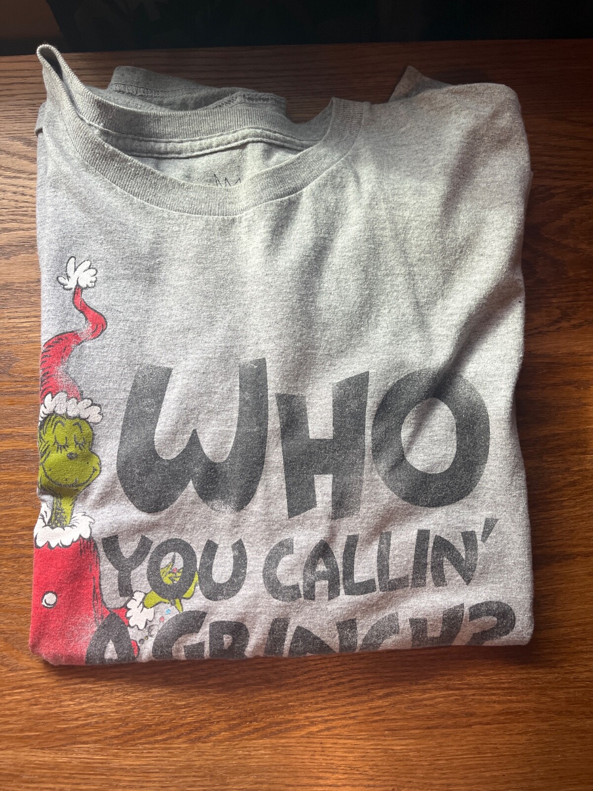 Dr Seuss Who You Calling A Grinch? Mens Short Sleeve Shirt Size Medium Grey