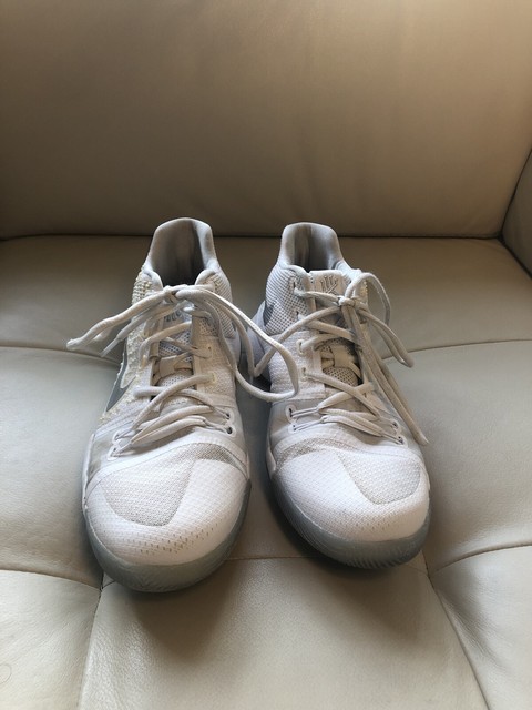 nike kyrie azurie elizabeth