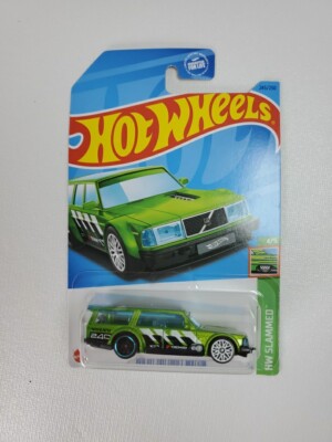 2021 Hot Wheels HW Slammed 4/5 Volvo 240 Drift Wagon