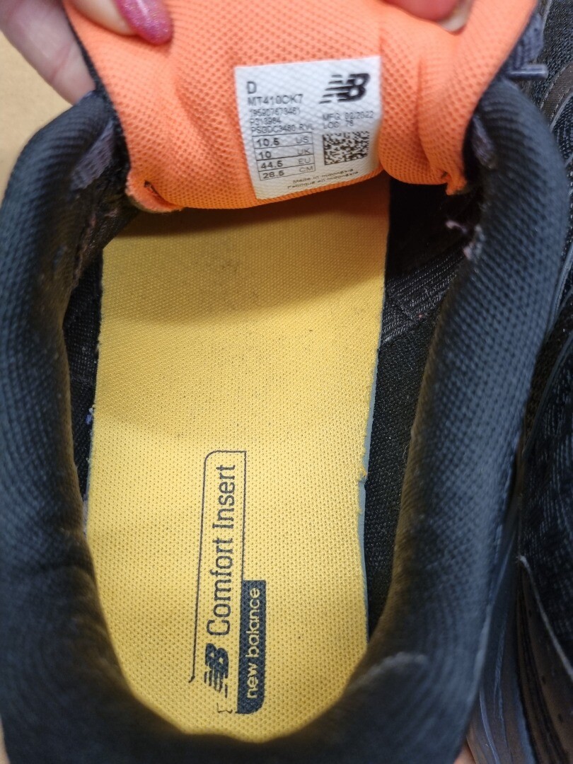 mens NEW BALANCE NB 410 trail running shoes/trainers black/orange UK 10