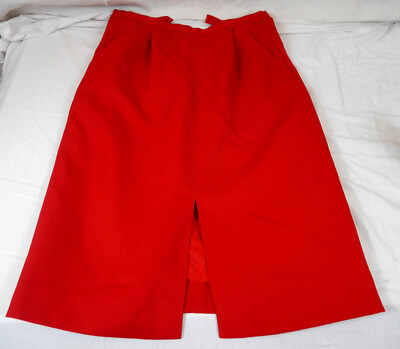 Ensemble Jupe + Blazer Rouge Bragard Taille 38 – Occasion Très Bon état