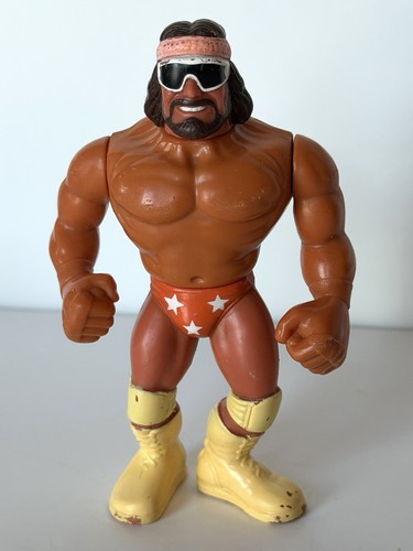 Titan Sports Hasbro Action Figure Macho Man 1990 W...