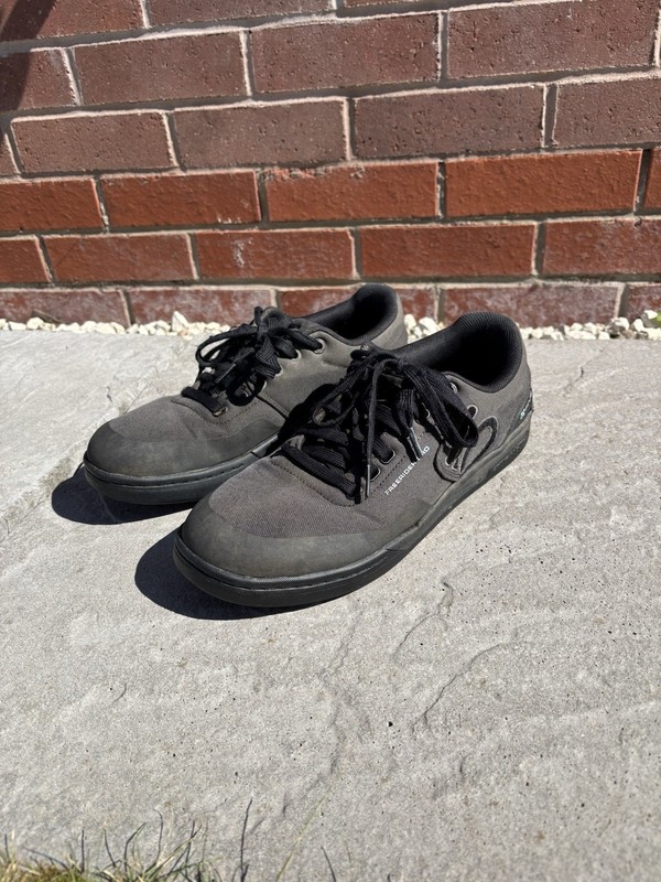 Men’s Five Ten Freerider Pro Canvas Mountain Bike Shoes UK9 US10 EU43