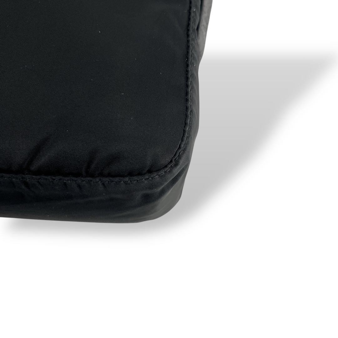 Prada Nylon Leather Black Shoulder Bag Y2K Triangle Logo Vintage Authentic thumbnail 7