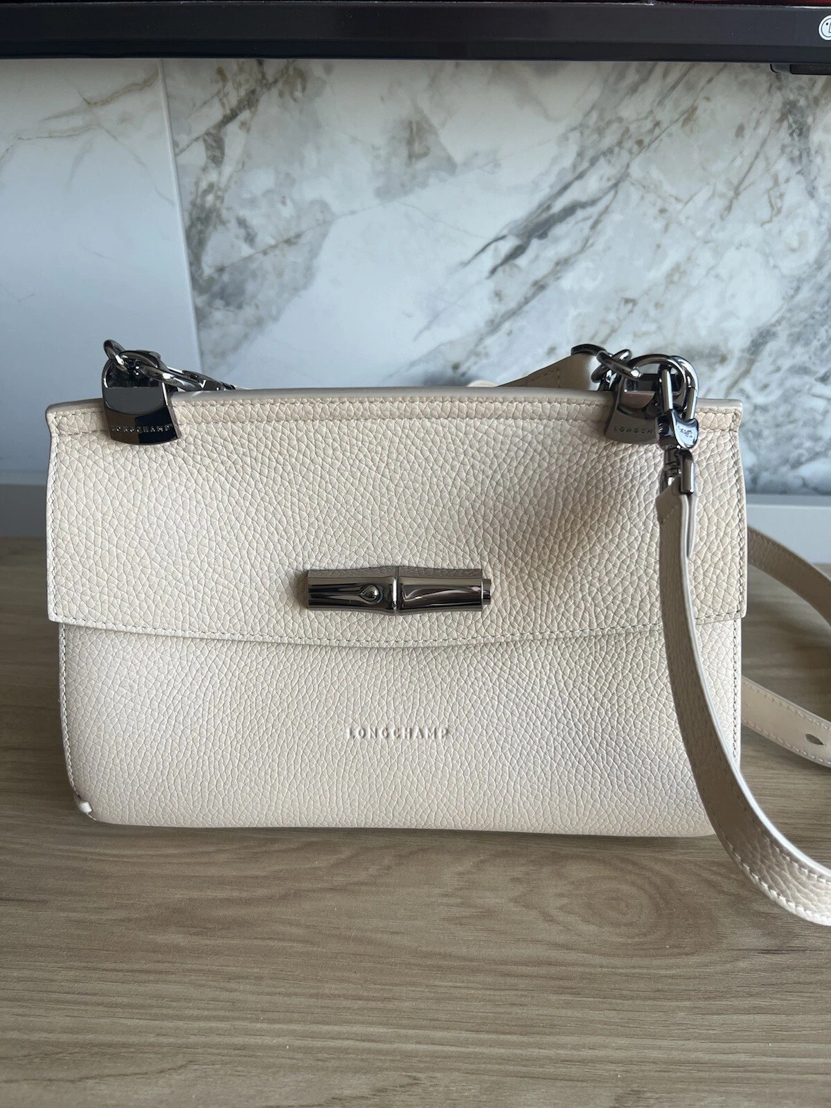 Sac en cuir beige Longchamp Madeleine poignée supérieure avec corps croix