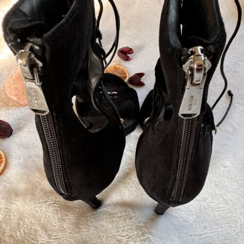 Zapatos para mujer BALMAIN sandalias negras de gamuza con cordones Jody Stiletto talla 35 $1195 - Imagen 4 de 13