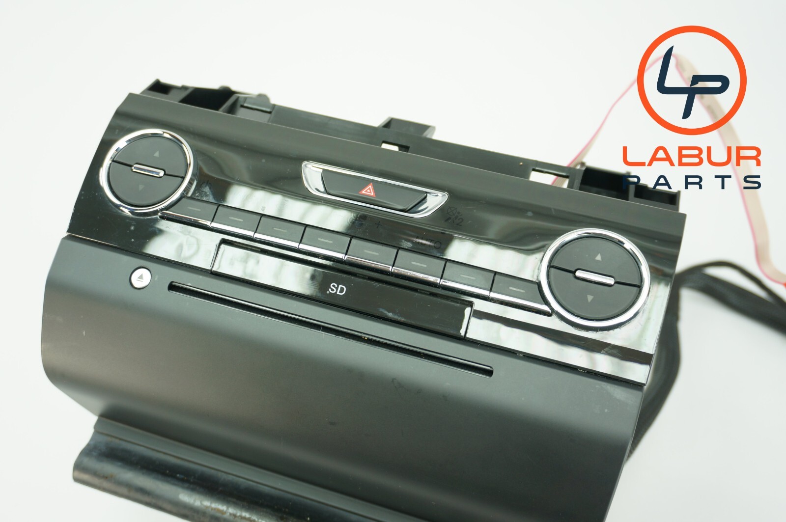 M157 14-17 Maserati Ghibli Radio Stereo Audio Receiver CD Player Head Unit R216