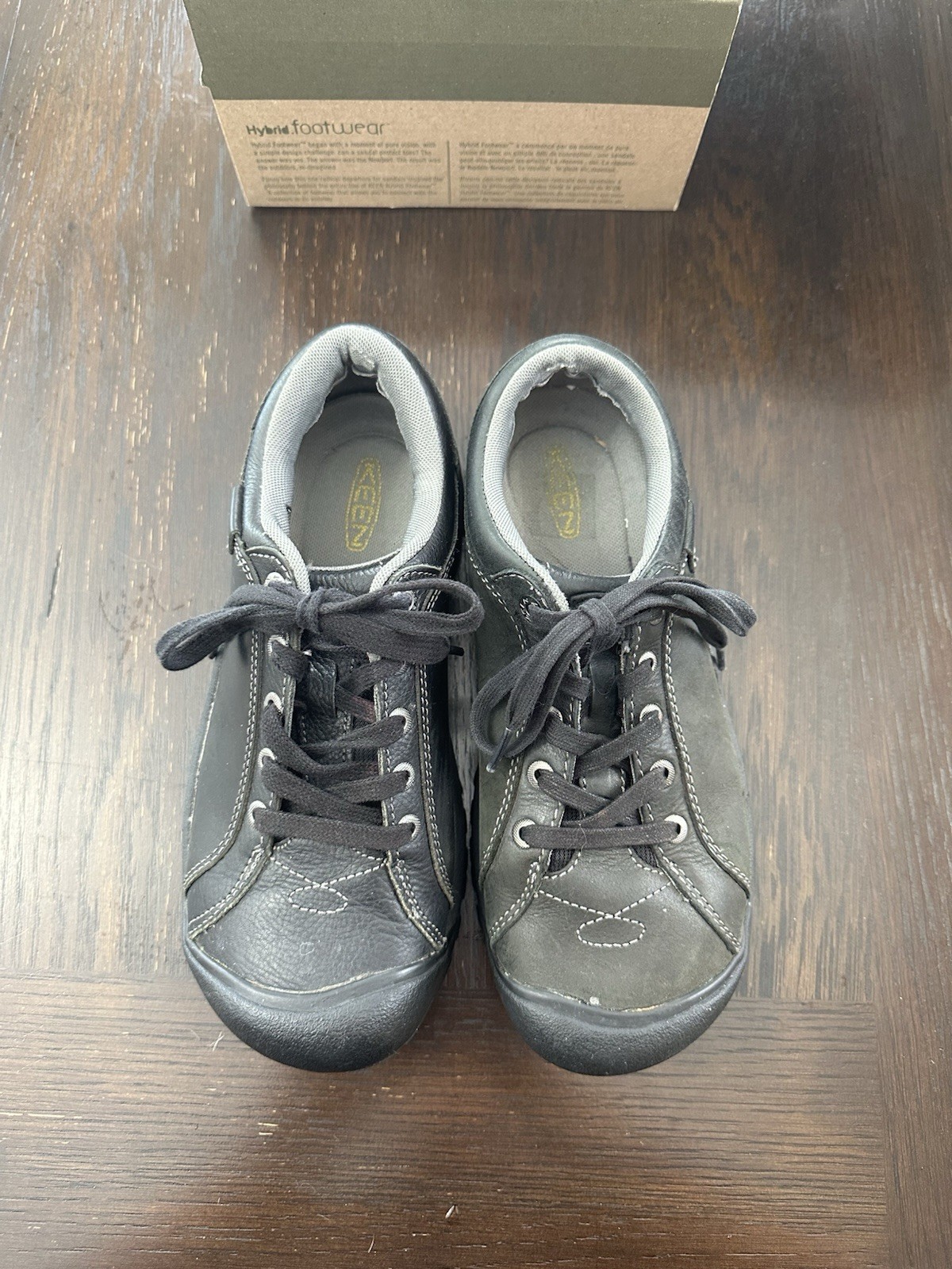 Scarpe da trekking Keen Toyah nere in pelle con lacci da donna taglia 8 US