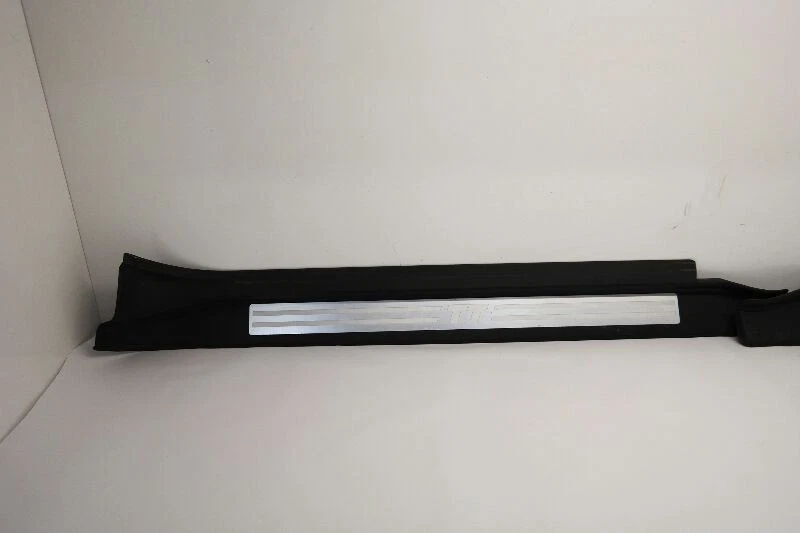 JUEGO ALFÉIZAR PUERTA AUDI TT 2000-2006 CONVERTIBLE CROMO NEGRO Foto 4 de 4