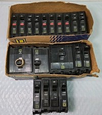 Lot of 19 - Square D - 15, 20, 30 AMP Breakers 10kA 120/240 v