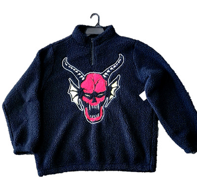 Stranger Things Hellfire Club sherpa Fleece Quarter Zip Pullover XXL New w/tags