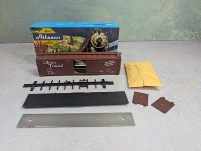 Athearn 2272 HO 50' Single-Door Box Car Illinois Terminal ITC #9048 Bev-Bel KIT