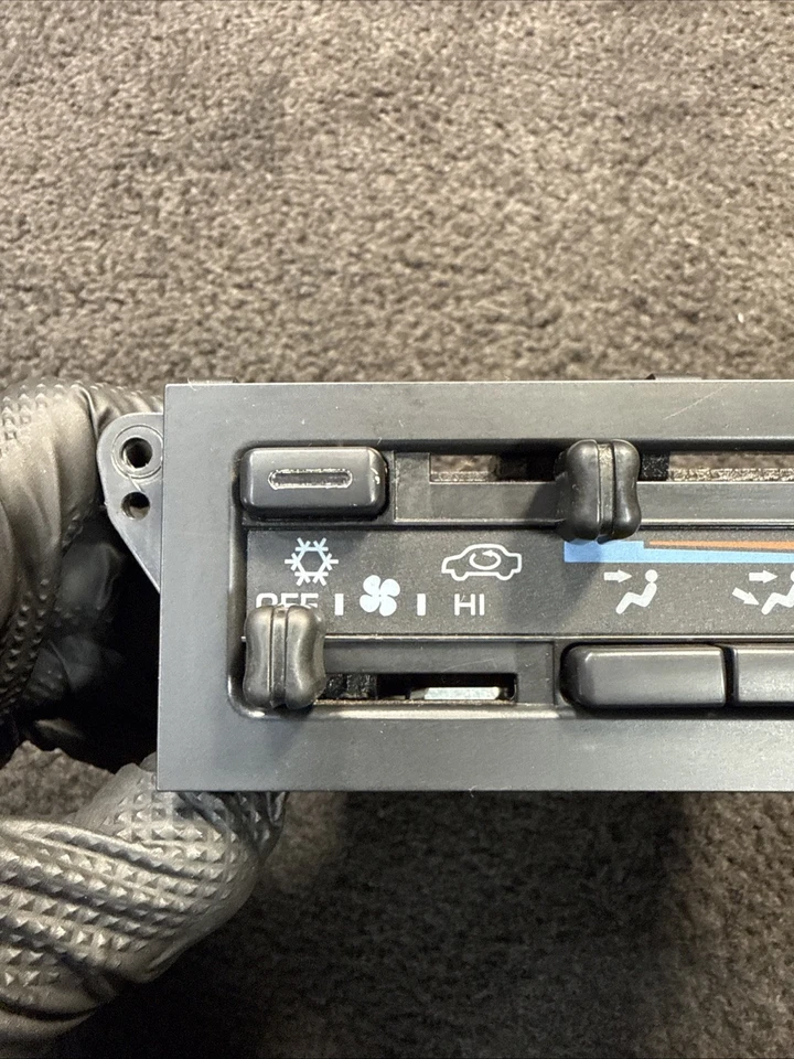 1992-1995 Plymouth Acclaim AC Heat Temperature Climate Control Unit OEM 5264557 - Image 4 of 4