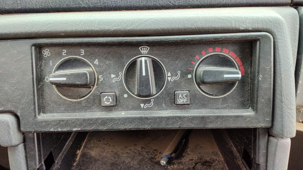 Genuine OEM HVAC Controls & Control Units for Volvo 940 for sale