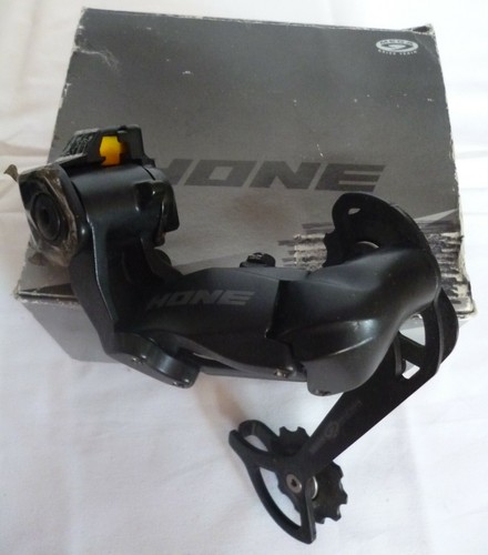 NIB Genuine Shimano HONE SGS RD M600 Rear Derailleur Rear Axle Rear Hub Mount - Picture 6 of 8