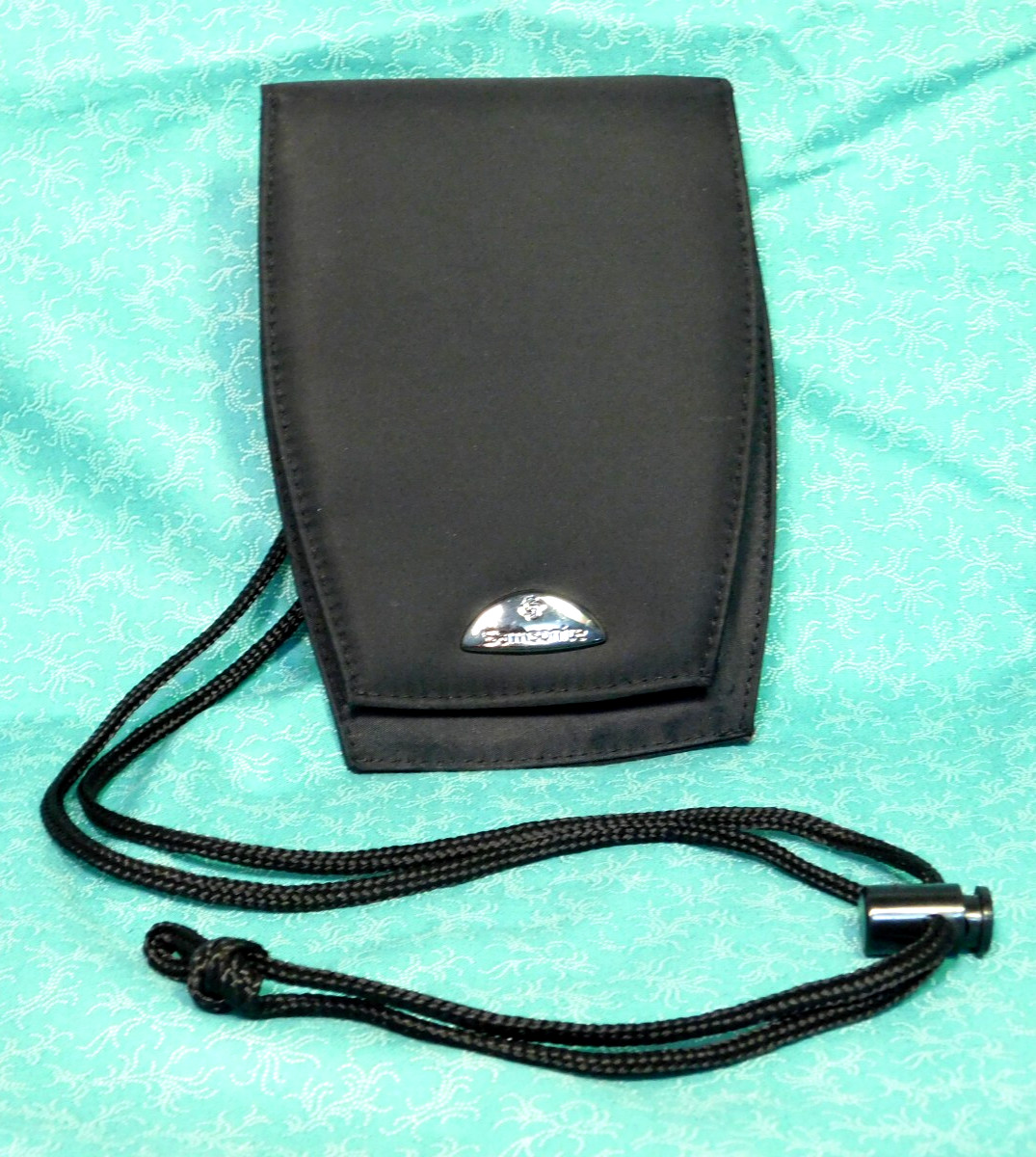 Samsonite Travel Wallet, Black, hangs around the neck