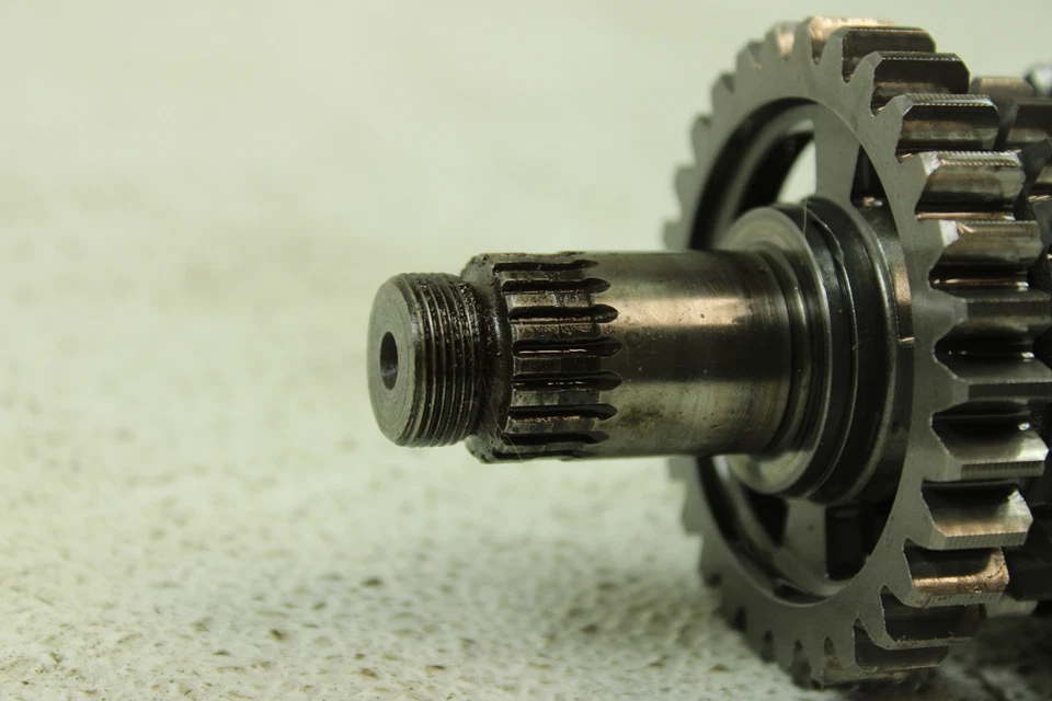 Yamaha Yz125 2005 eje de transmisión OEM con engranajes B4493 Foto 4 de 4