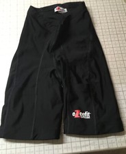'E ZEE FIT'  INLINE SKATE SHORTS UNISEX SIZE SMALL